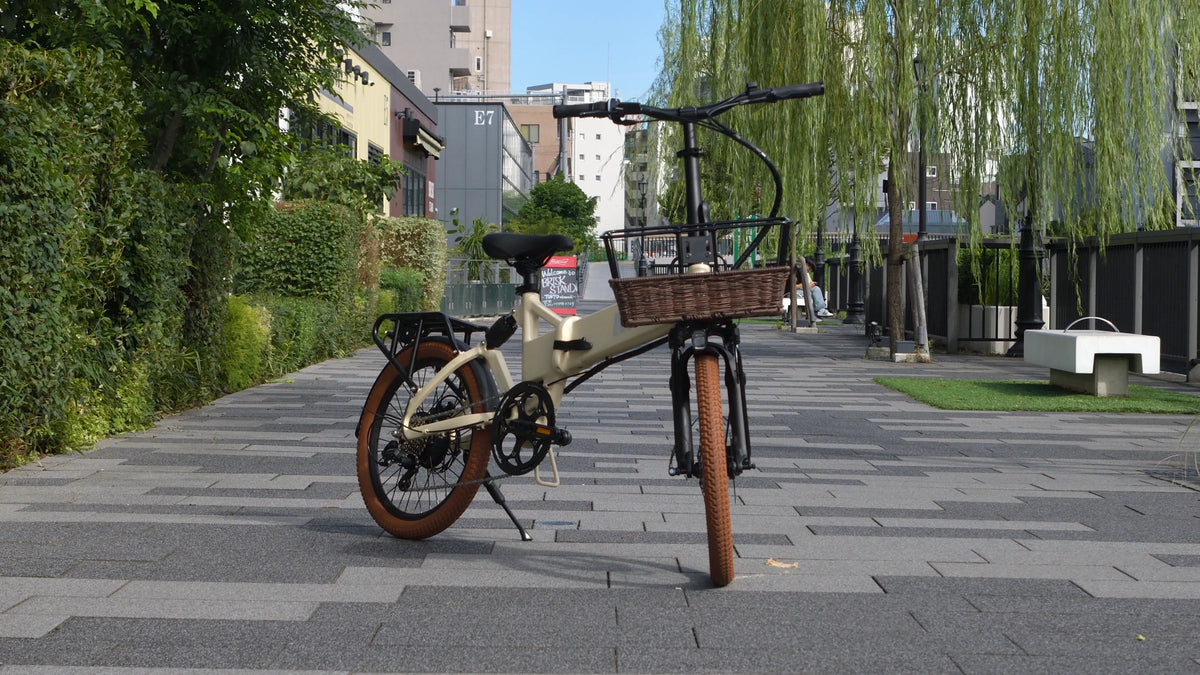 MATE CITY 2.0 Ivory Moonをカスタム｜籐風バスケット×ブラウンタイヤ｜LSB-TOKYO