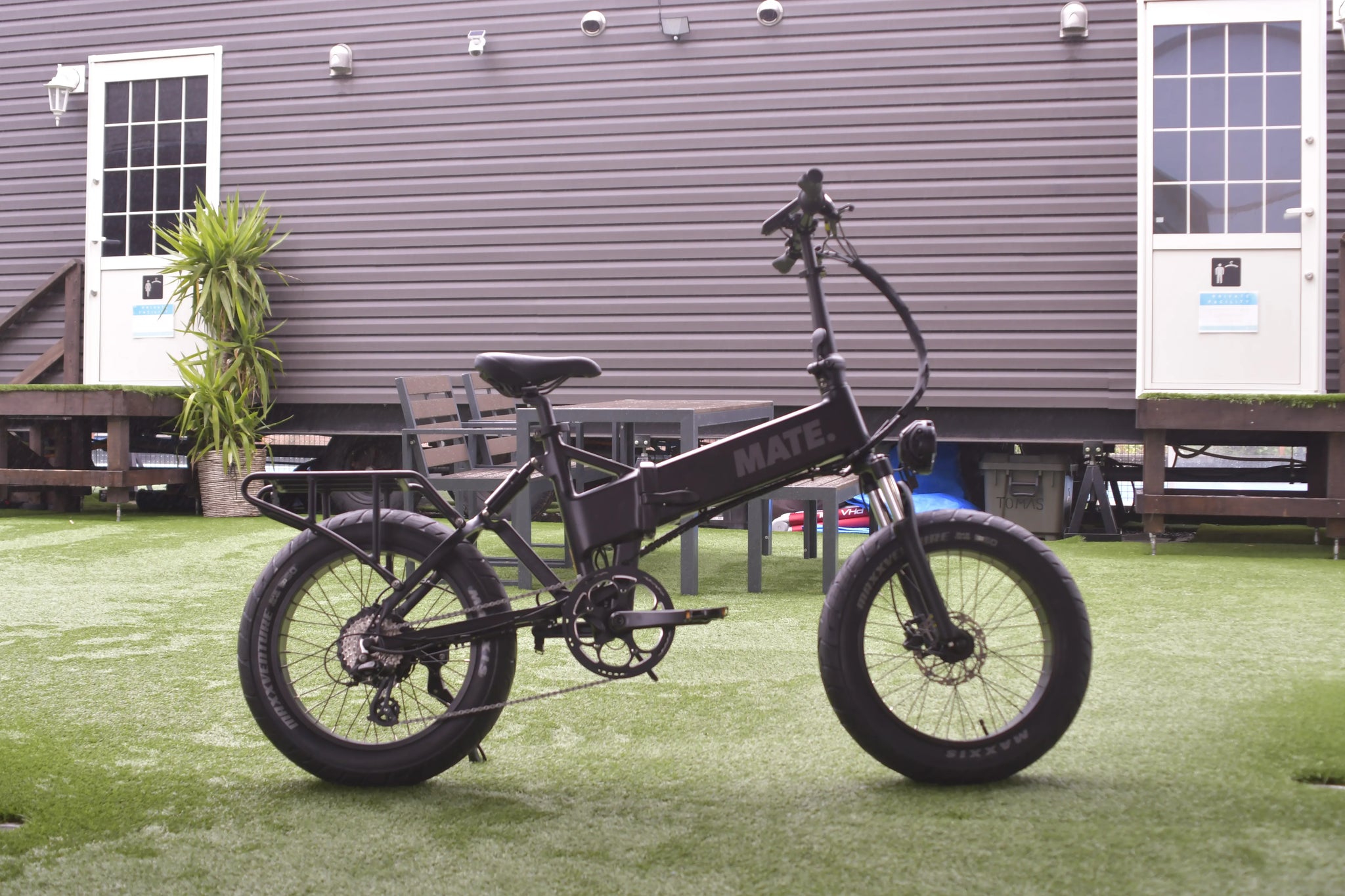 *MATE.BIKE*MATE X × タウンユーススタイル