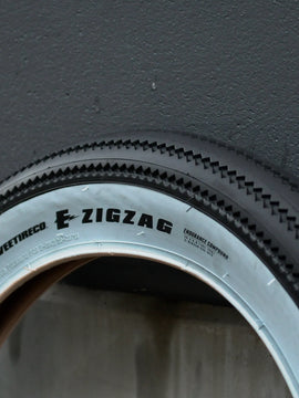 ZIGZAG(White Wall)